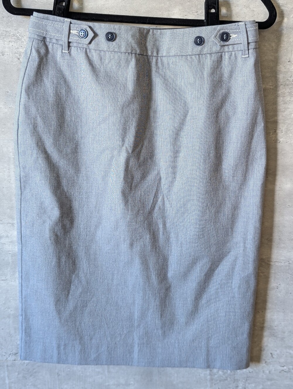 Olsen Europe Tailored Gray Pencil Skirt with Button Waist Detail - XS / Size 4